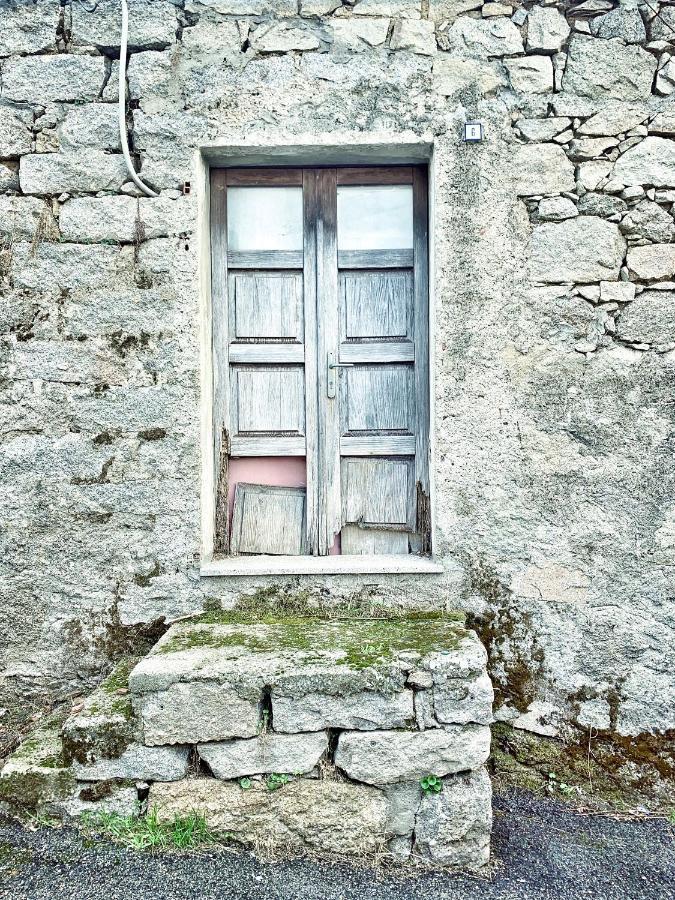 La Vecchia Posta B&B Calangianus Exterior photo